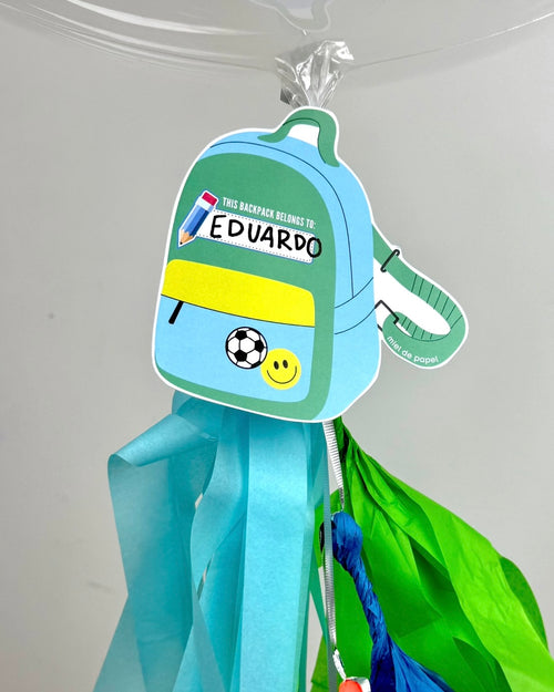 Boy's Back to School Bubble Abre La Puerta