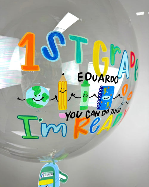 Boy's Back to School Bubble Abre La Puerta