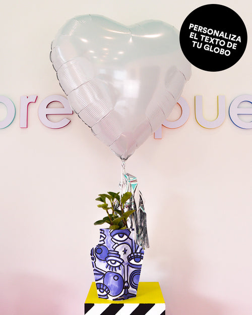 Corazón Gigante + Peperomia, en florero Kiki on the internet Abre La Puerta